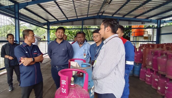 Pertamina Papua Maluku Ispeksi Lembaga Penyalur Minyak Tanah dan LPG di Ambon, Pastikan Distribusi Lancar