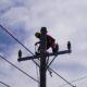 8/2/2025 - Petugas PLN