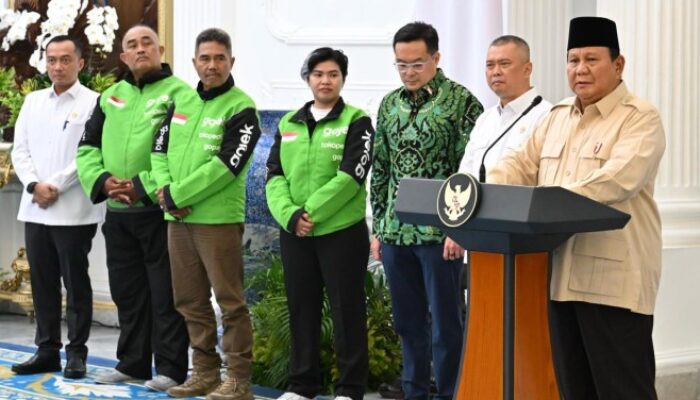 Prabowo Bilang Pengemudi Ojol dan Kurir Online Juga Patut Dapat Bonus Hari Raya dari Perusahaan