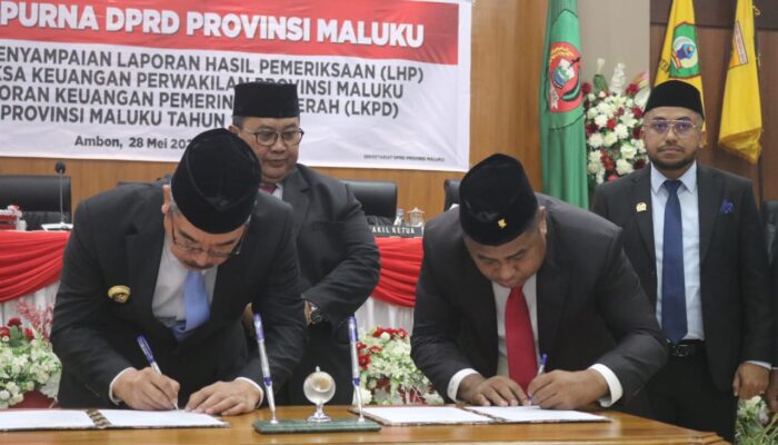 DPRD Maluku Tegaskan Pentingnya Kepatuhan Tata Kelola Keuangan Usai Penyerahan LHP BPK