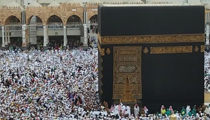 Pemulangan Jemaah Haji Kloter Pertama Dimulai, Petugas Ingatkan Kepatuhan terhadap Aturan Bandara