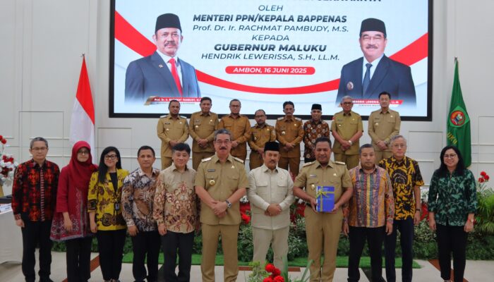 Serahkan Masterplan 20 Tahun, Bappenas Dorong Banda Neira Jadi Motor Pertumbuhan Baru di Timur Indonesia