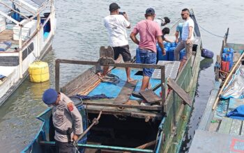 Kapal Bermuatan 980 Liter Solar Ilegal Diamankan Polisi Tanimbar