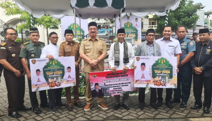 Pemprov Maluku dan Presiden RI Salurkan 151 Hewan Qurban, Perkuat Nilai Kebersamaan di Idul Adha 1446 H