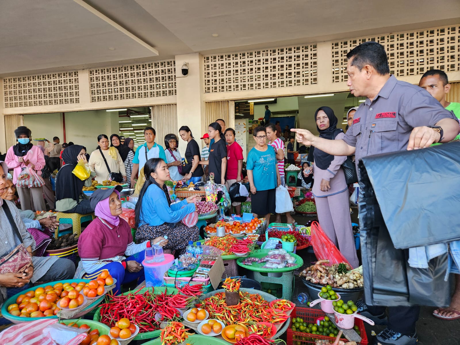 4/7/2025 - Pasar Mardika
