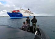 KM Labobar yang Kandas di Perairan Tual Akhirnya Berlayar Menuju Dobo Kepulauan Aru Maluku Setelah 10 Jam Terombang-Ambing di Laut