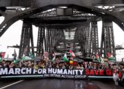 Ratusan Ribu Warga Australia Padati Jembatan Sydney, Serukan Perdamaian dan Bantuan untuk Gaza