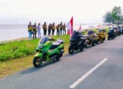 Touring Kemerdekaan, YNCI Tual Maluku Tenggara Bagikan Ratusan Bendera Merah Putih