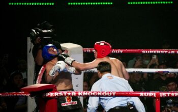 El Rumi Menang TKO atas Jefri Nichol di Superstar Knockout Vol.3, Sportstainment Tinju Kian Populer