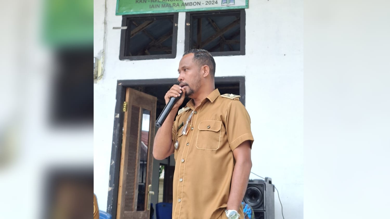 11/8/2025 - Amir Mahmud Leisubun.