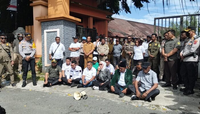 Aksi Damai Mahasiswa di Tual, Ketua DPRD Sampaikan Apresiasi dan Janji Kawal Aspirasi