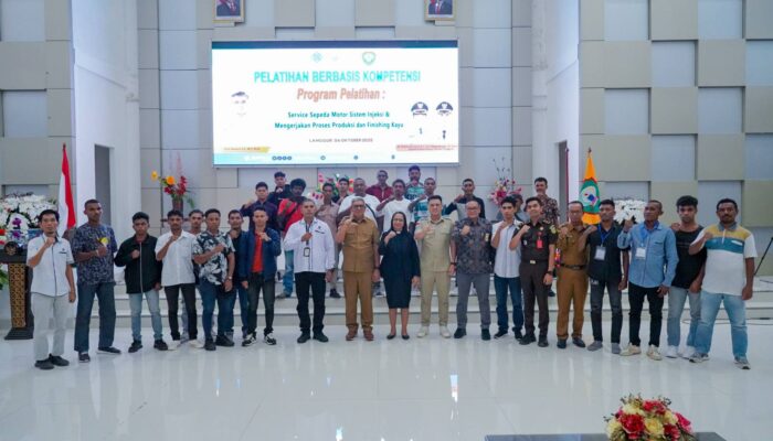 Pemuda Maluku Tenggara Dibekali Keterampilan Wirausaha Lewat Pelatihan Otomotif dan Meubel
