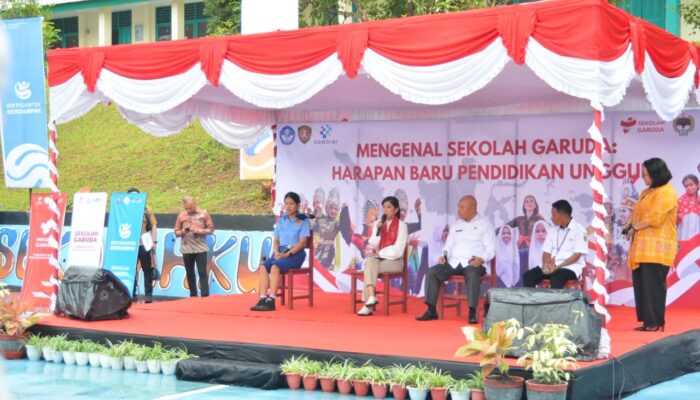 Menkomdigi Luncurkan Sekolah Garuda di Ambon, Cetak Talenta Digital untuk Indonesia Emas 2045