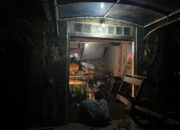 Ban Pecah di Pantai Ngurbloat? Tenang, Ada Bengkel Delon yang Siaga Membantu