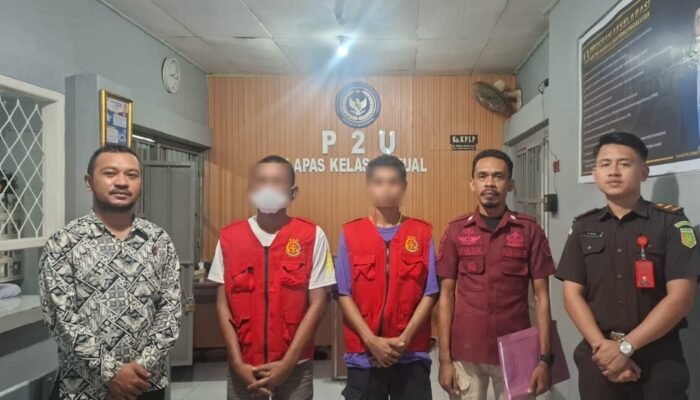 Dua Tersangka Kepemilikan Sajam Ilegal Diserahkan Polres Malra ke Kejari