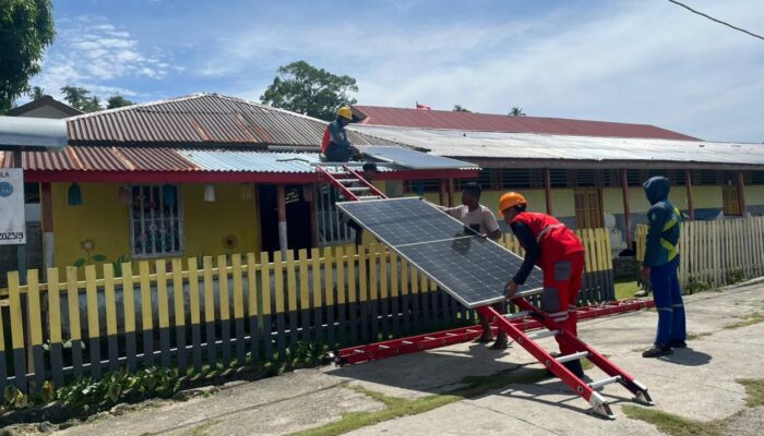 Program SuperSUN PLN Perkuat Mutu Pembelajaran di Empat Sekolah Terpencil Kepulauan Sula