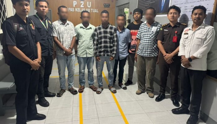 Polres Malra Tegaskan Sikap Hukum: Enam Tersangka Pengeroyokan Warbal Resmi Diserahkan ke Kejaksaan