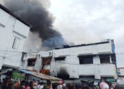 BREAKING NEWS! Kebakaran di Ruko Pasar Batu Merah – Ambon