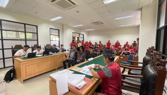 Gelapnya Nias 2016 Menjadi Peringatan: Jangan Serahkan Kelistrikan ke Tangan Swasta