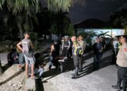 Antisipasi Gangguan Kamtibmas, Polres Kota Tual Patroli Jalan Kaki di Desa Fiditan