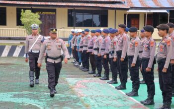 Siap Amankan Jalan Raya! Wakapolres Kota Tual Pimpin Gelar Pasukan Operasi Salawaku