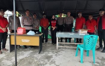 Jalin Silaturahmi, DPC PDI Perjuangan Tual Bagi-bagi Takjil