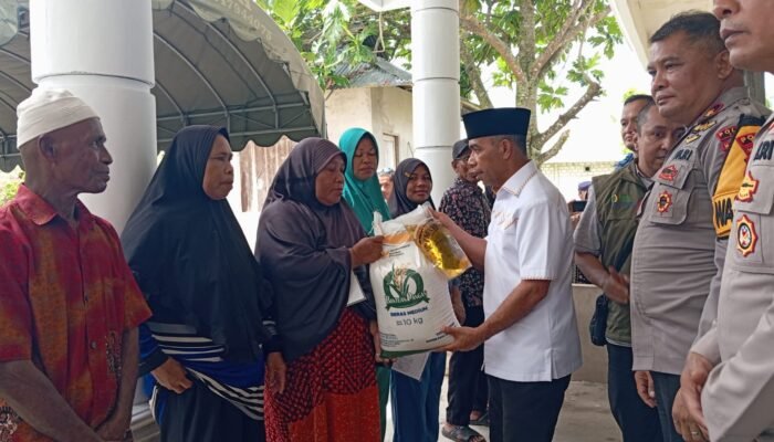 Pemkot Tual Salurkan Bantuan Pangan, Fokus Jaga Daya Beli Jelang Idul Fitri 1447 H