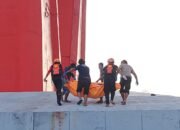 Perempuan 21 Tahun Tewas Diduga Lompat dari Jembatan Merah Putih, Tim SAR Gabungan Lakukan Evakuasi