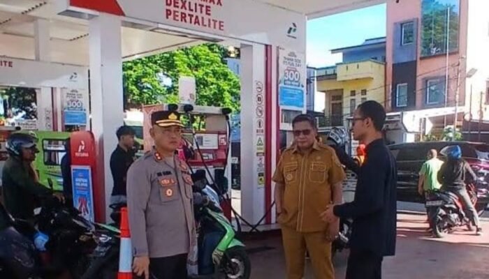 Stok Aman, Wali Kota Ambon Serukan Warga Tak Panik Beli BBM