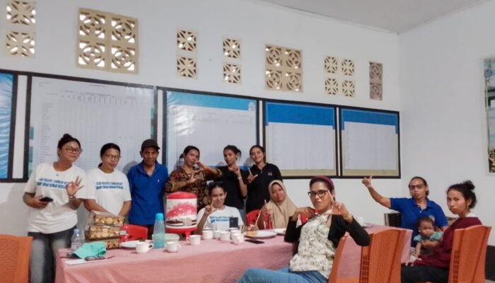 Tingkatkan Ekonomi Kreatif, Pemerintahan Ohoi Sathean Maluku Tenggara Gelar Pelatihan Batik