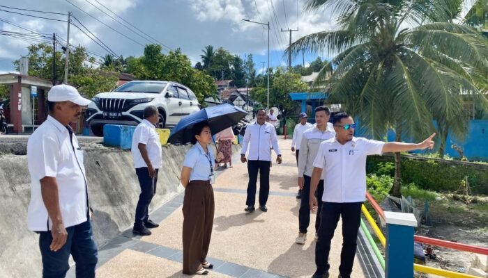 Jalan Titian Fidabot Viral Jadi Spot Selfie Warga Tual! Rengur: Jangan Buang Sampah Sembarangan