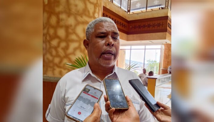 Tongkang PT BTR Patah di Wetar, DPRD Maluku Geram: Sudah 7 Bulan, Hasil Uji Lingkungan Mana?