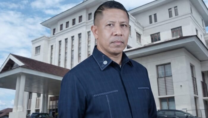 Amirudin Soroti Kondisi Sekolah di SBB: Target Tinggi tapi Fasilitas Minim