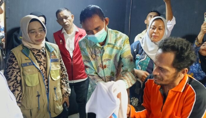 Sambangi Tual, Kemensos Gelar Rehabilitasi Sosial bagi Eks Pasung ODGJ