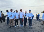 Dari Lombok, Bupati Maluku Tenggara Ikut Gerakan Bersih Pantai