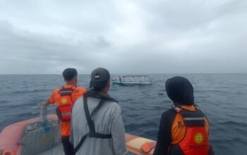 Dua Nelayan Tual Selamat setelah Longboat Mati Mesin di Perairan Pulau Baer
