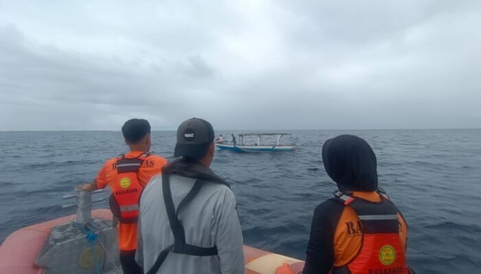 Dua Nelayan Tual Selamat setelah Longboat Mati Mesin di Perairan Pulau Baer