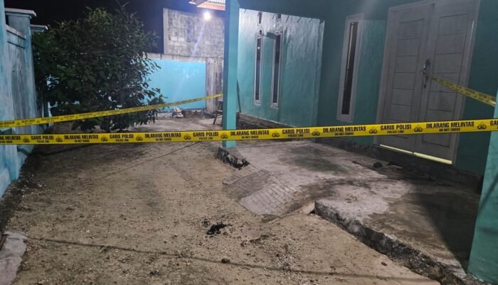 Rumah Anggota Bawaslu Maluku Dilempar Bom Molotov, Pelaku Terekam CCTV