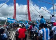 Menang 3-1 Atas Yordania, Pendukung Argentina di Ambon Konvoi Padati Jembatan Merah Putih
