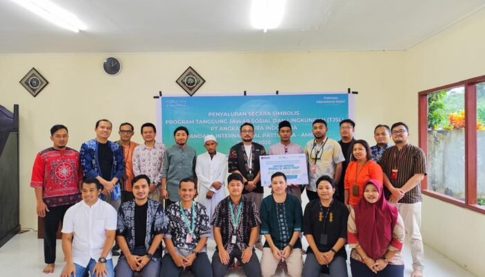 Bandara Pattimura Ambon Salurkan Rp20 Juta untuk Renovasi Mushola Al-Ikhlas