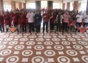 Hendrik Lewerissa Lepas Kontingen Pesparawi Maluku, Target Tampilkan Karakter Negeri Raja-Raja di Ajang Nasional