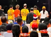 Ambon Menyala Oranye! Ribuan Fans Nonton Bareng Dubes Belanda di Lapangan Merdeka