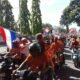 Usai Salat Jumat, Ratusan Fans Fanatik Oranje Nuhu Evav Gelar Pawai Kemenangan