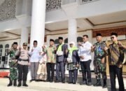 Pemkab Maluku Tenggara Lepas 2 Jamaah Haji, Rasyid Minta Jaga Nama Baik Daerah