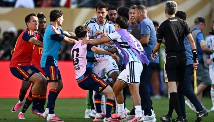 FIFA Sanksi Argentina Menyusul Keributan di Final Piala Dunia Lawan Spanyol