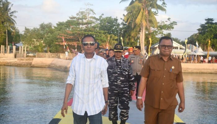 Sail Indonesia Jadi Momentum Pemkot Tual Perkuat Konservasi Laut Lewat Penaburan Benih Teripang