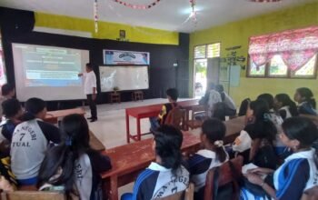 Polisi Mengajar di Tual, Satresnarkoba Edukasi Pelajar SMK Bahaya Narkoba dan Miras