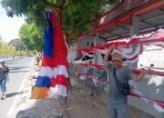Jelang HUT ke-81 RI, Pedagang Bendera Musiman Mulai Padati Ruas Jalan di Maluku Tenggara