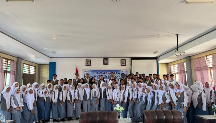 PLN Goes to School di SMAN 1 Buru, Siswa Dibekali Keselamatan Kelistrikan dan Layanan Digital