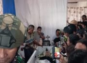 Isak Tangis Sambut Kepulangan Patris Horokubun, Korban Bentrokan Menteng Dimakamkan di Kampung Halaman